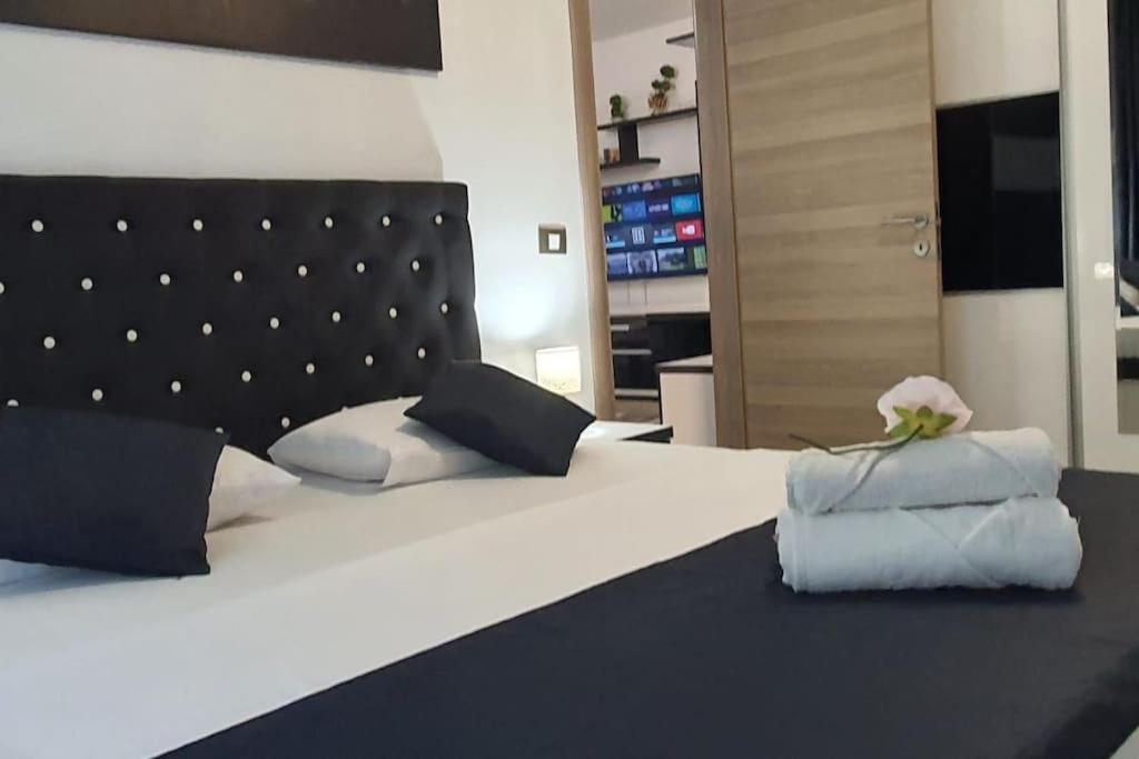 Alezzy Reasort Luxury Apartment 81 Prima Linie La Mare Năvodari Zewnętrze zdjęcie