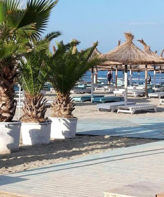 Alezzy Reasort Luxury Apartment 81 Prima Linie La Mare Năvodari Zewnętrze zdjęcie
